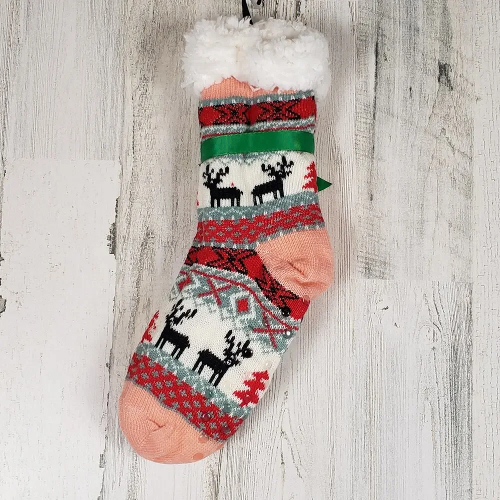 NWT Mari Clare Sherpa Lined Knit Winter Reindeer Design No-Slip Slipper Socks